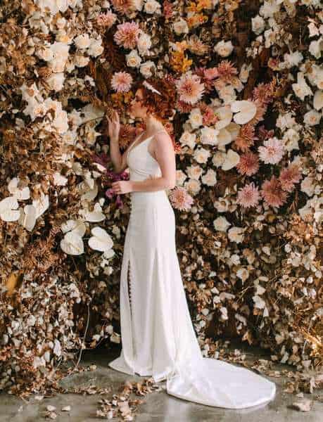 This Floral Backdrop will Have You Dreaming of Fall Venue hire